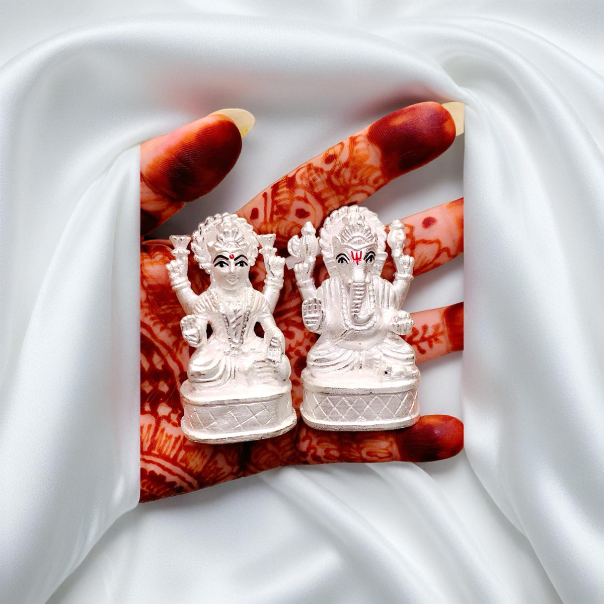 Pure 925 Chandi Lakshmi Ganesh Idol - Plain Silver Mirror Finish