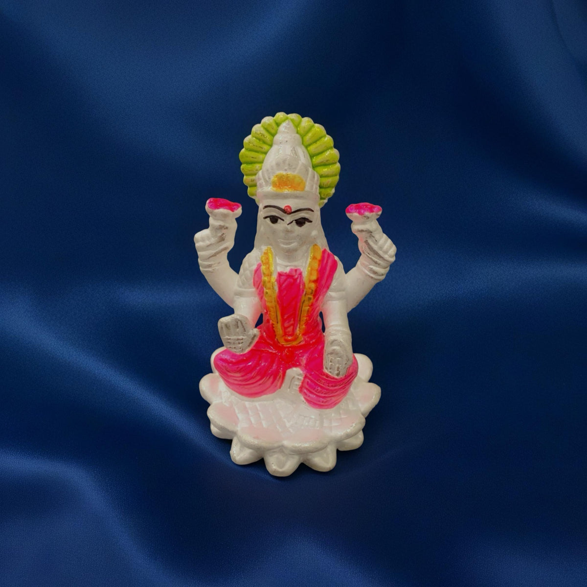 Pure 925 Chandi Maa Lakshmi Murti - Lotus Kamal Aasan
